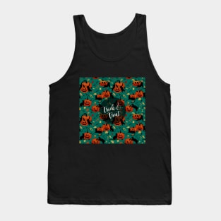 Trick and treat with cats and pumpkins Tank Top